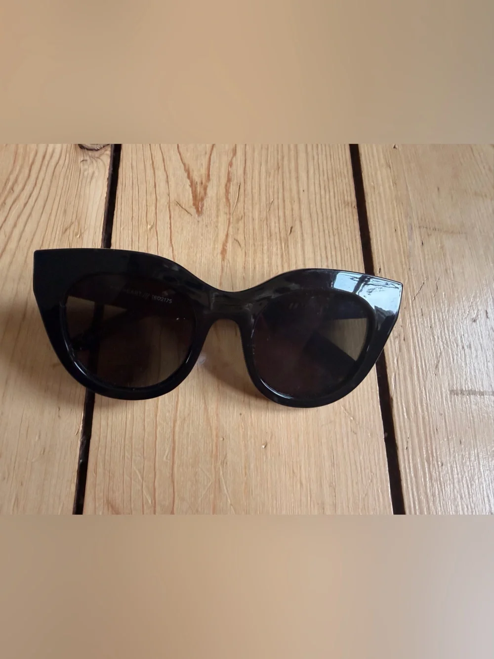 Le Spec Sunglasses Perfect Condition